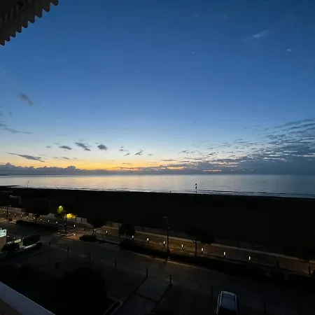 Vista Mare A 10M Dalla Spiaggia, 8 Piano E Parcheggio Privato Apartment