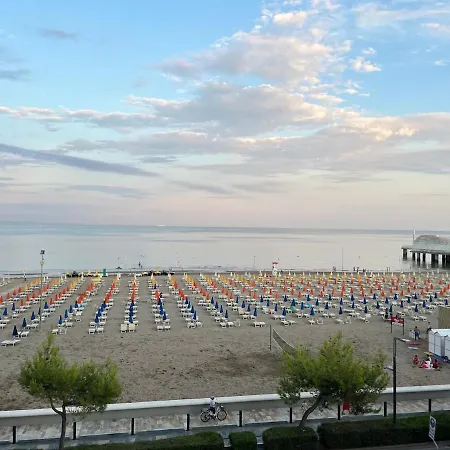 Vista Mare A 10M Dalla Spiaggia, 8 Piano E Parcheggio Privato Apartment